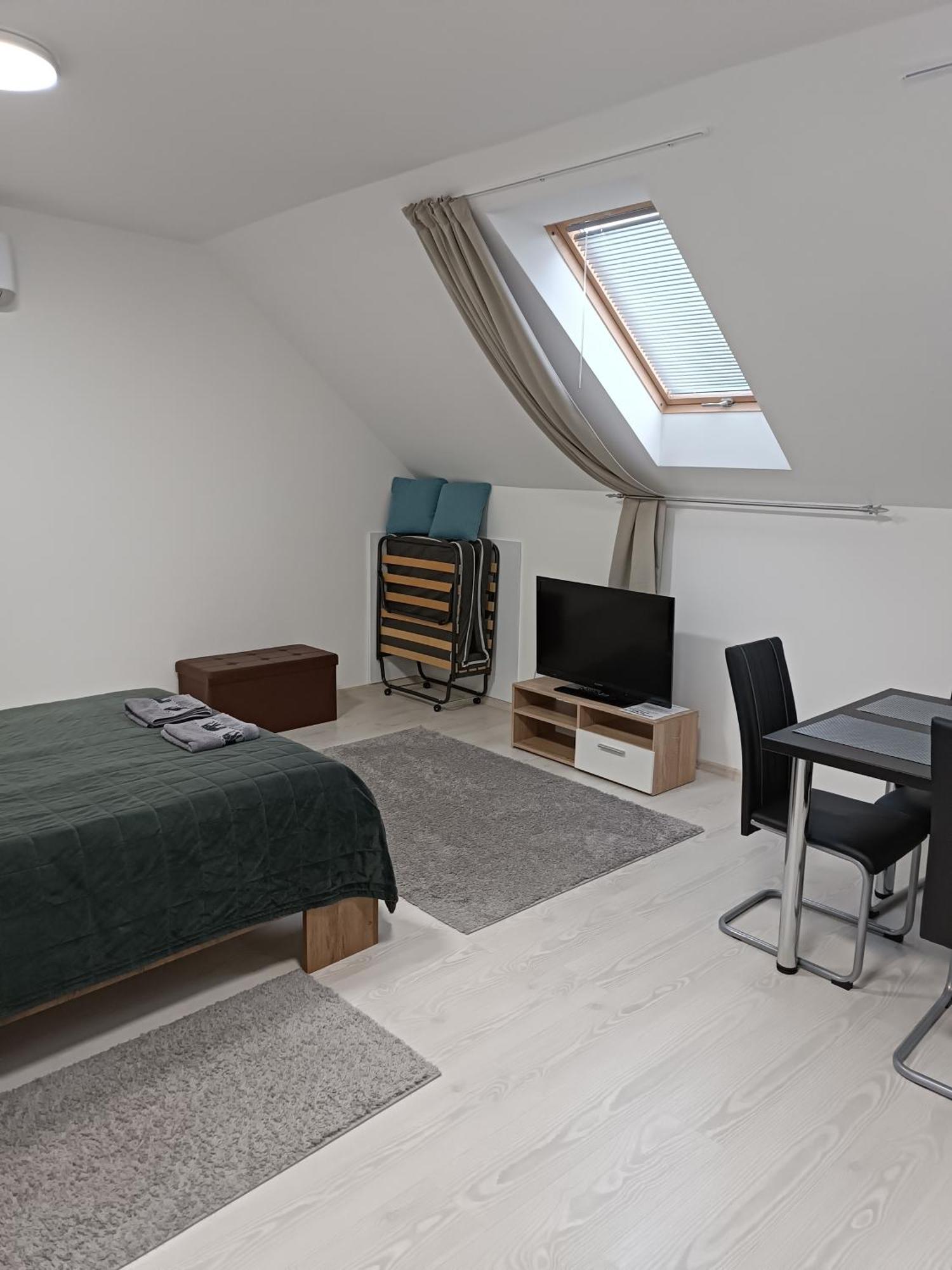 Mira Apartman Debrecen Eksteriør billede