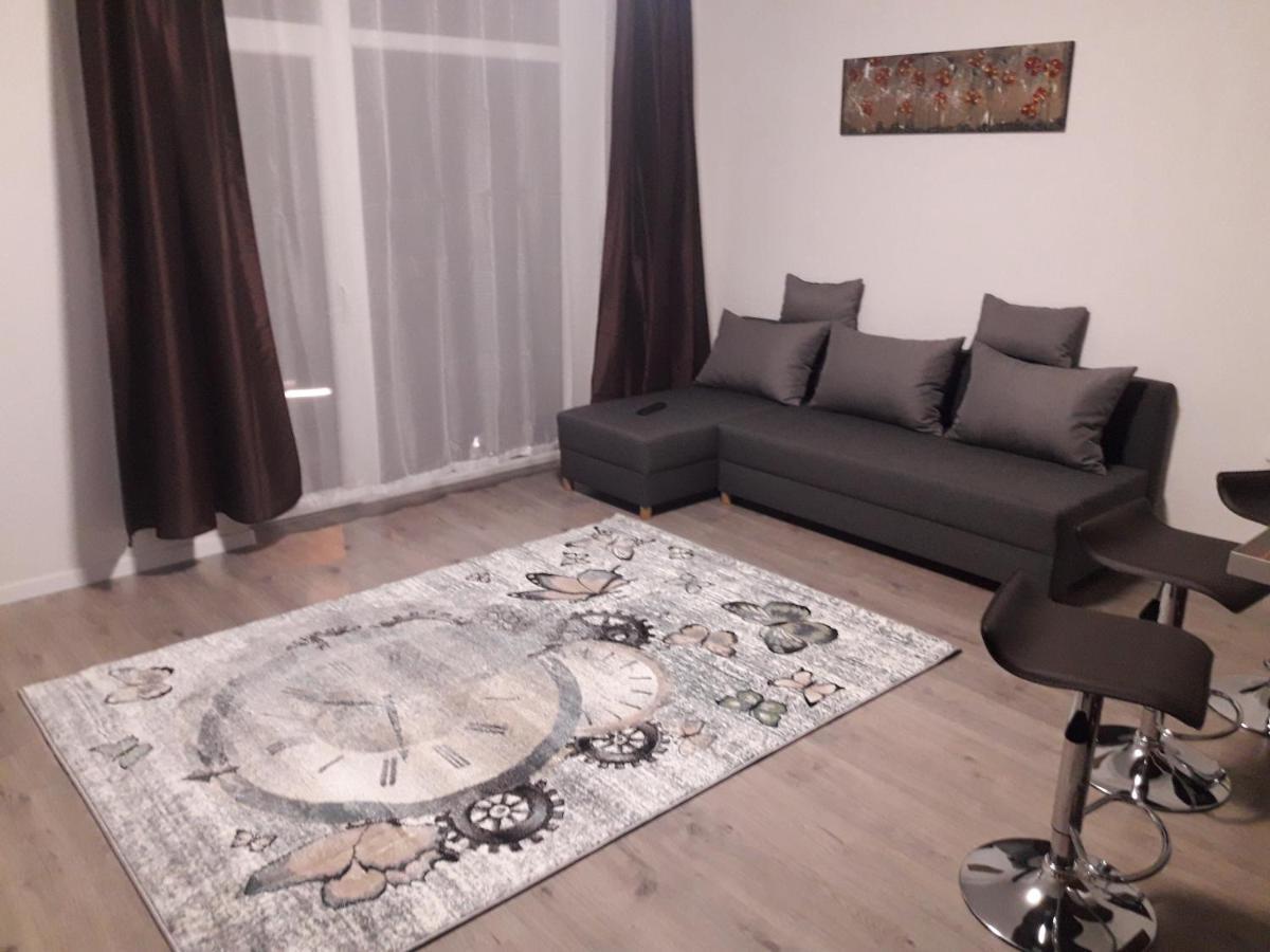 Mira Apartman Debrecen Eksteriør billede