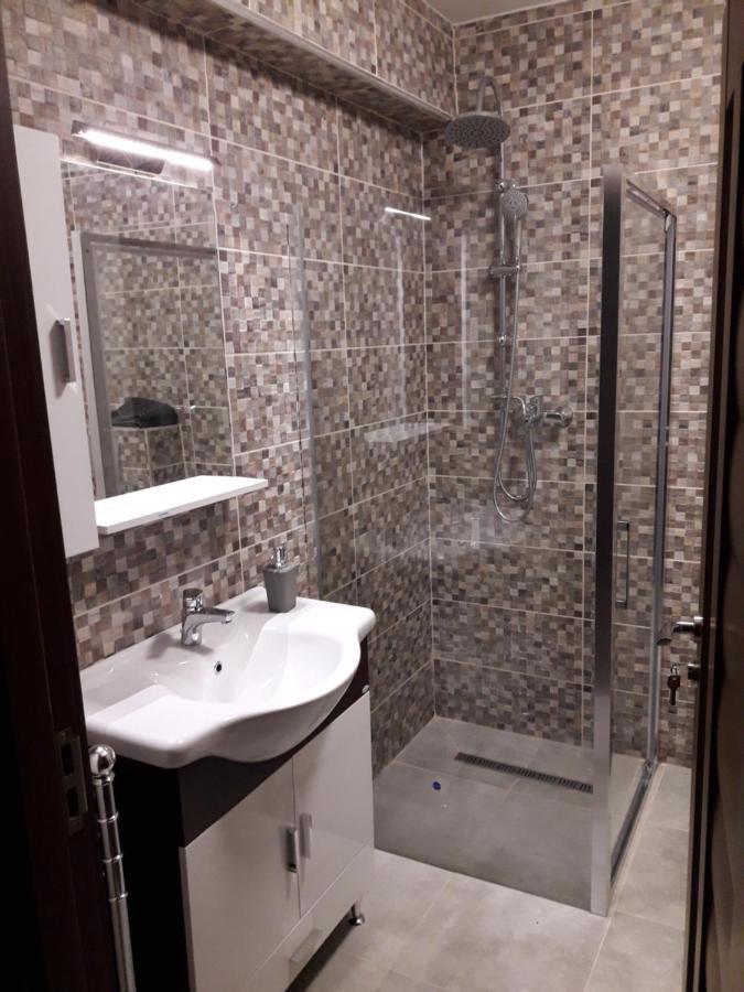 Mira Apartman Debrecen Eksteriør billede